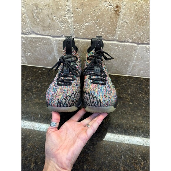 2018 Nike LeBron 15 "Four Horsemen" Size 6Y 6 Men’s 7.5 Women’s EUC - Picture 4 of 10